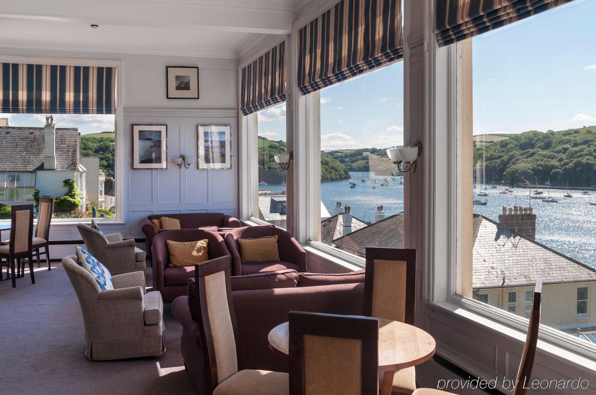 Harbour Hotel פאווי מראה חיצוני תמונה